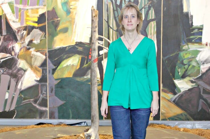 Art Gallery Event In a New Top from The Socialite's Closet blog.