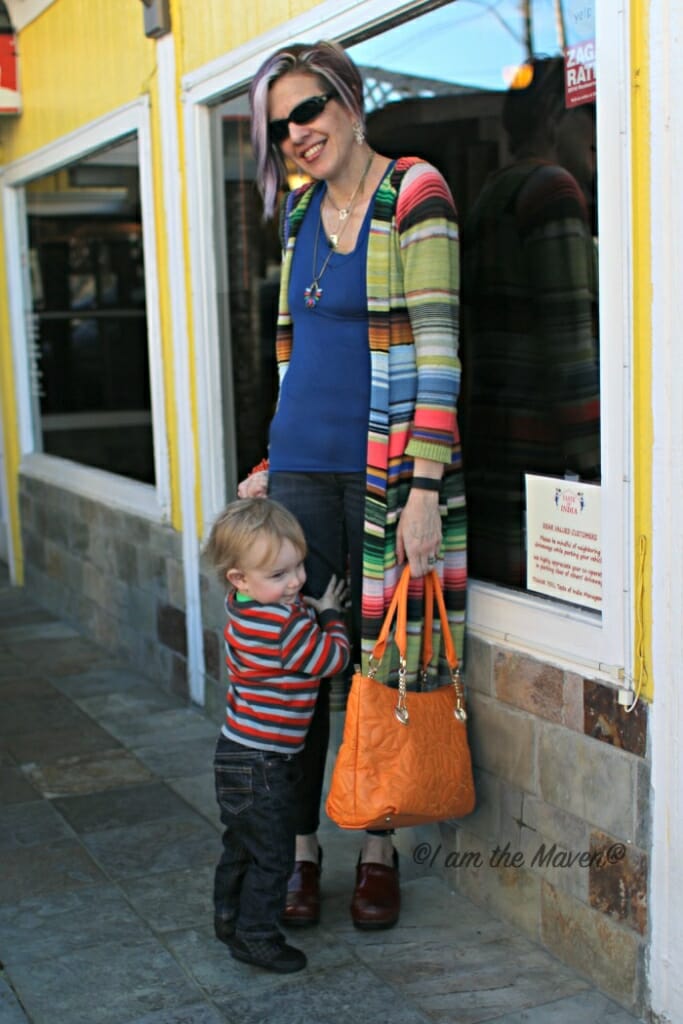 Add style and flair to your wardrobe with I Am The Maven Blog. 