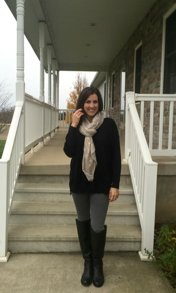 Blogger wearing a Monroe and Main sweater and scarf. 