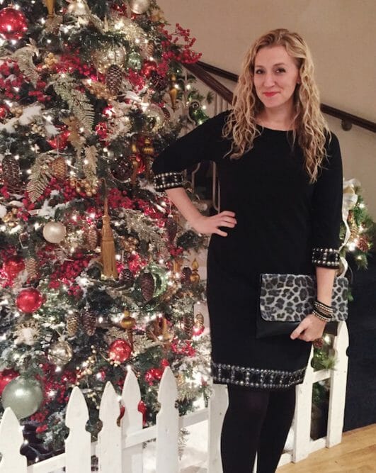 Katy Rose blogger wearing Monroe and Main's Dress