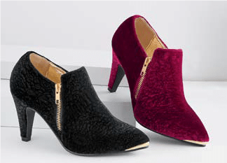 Velvet heels in black or red