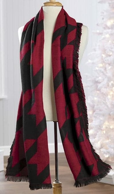 Oversized houndstooth scarf