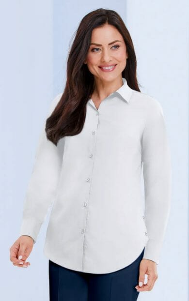 Model in white poplin shirt