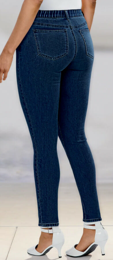 Model in Skinny Jeans